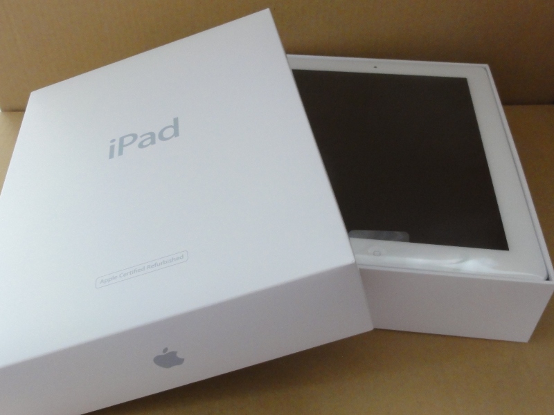 iPad Wi-Fiモデル（第3世代）の整備品のパッケージ